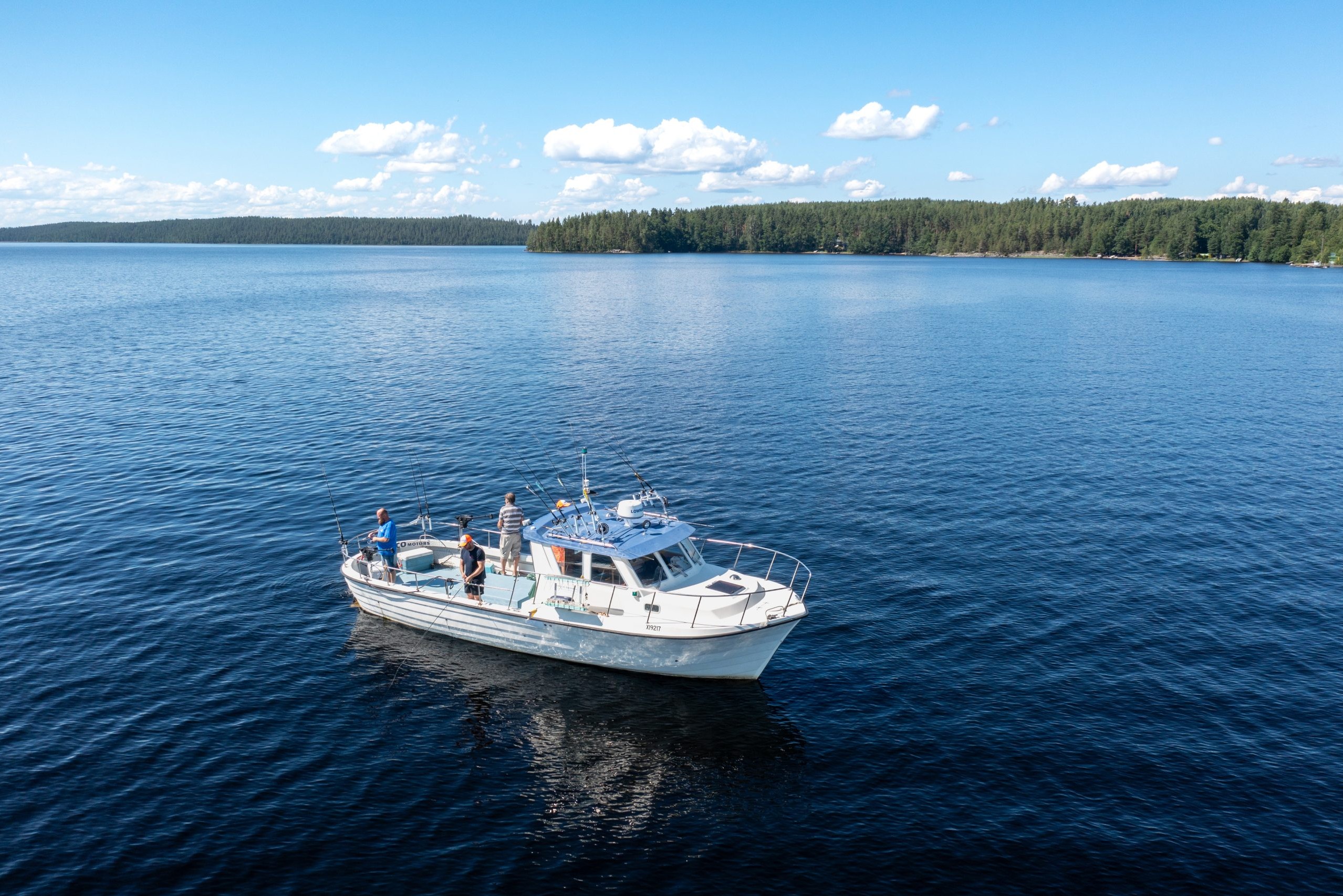 Blue Saimaa bietet exklusive Spinnfischen-Touren auf dem Saimaa-See für anspruchsvolle Angler.