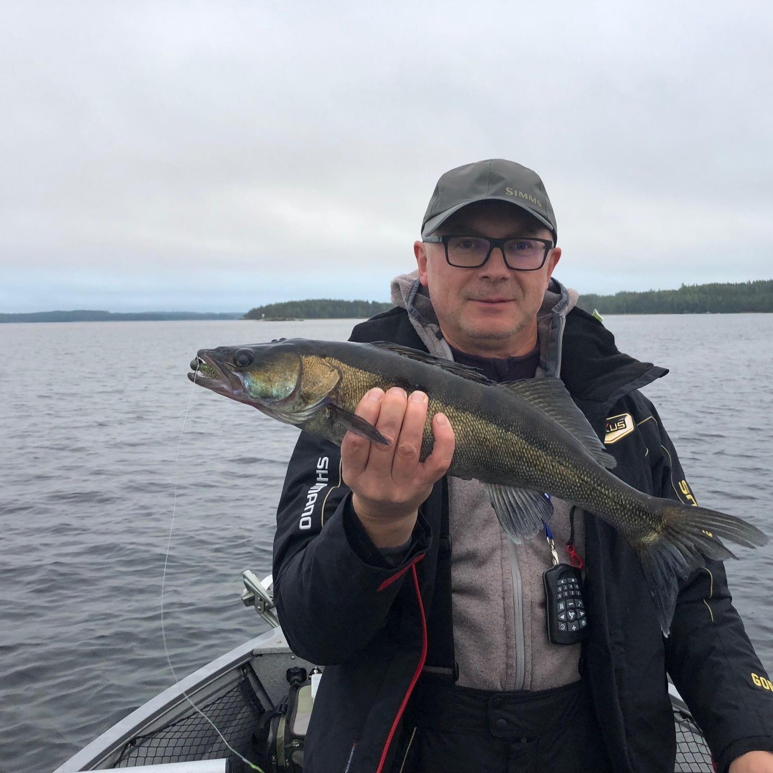 Trolling na sandacza na jeziorze Saimaa w Finlandii